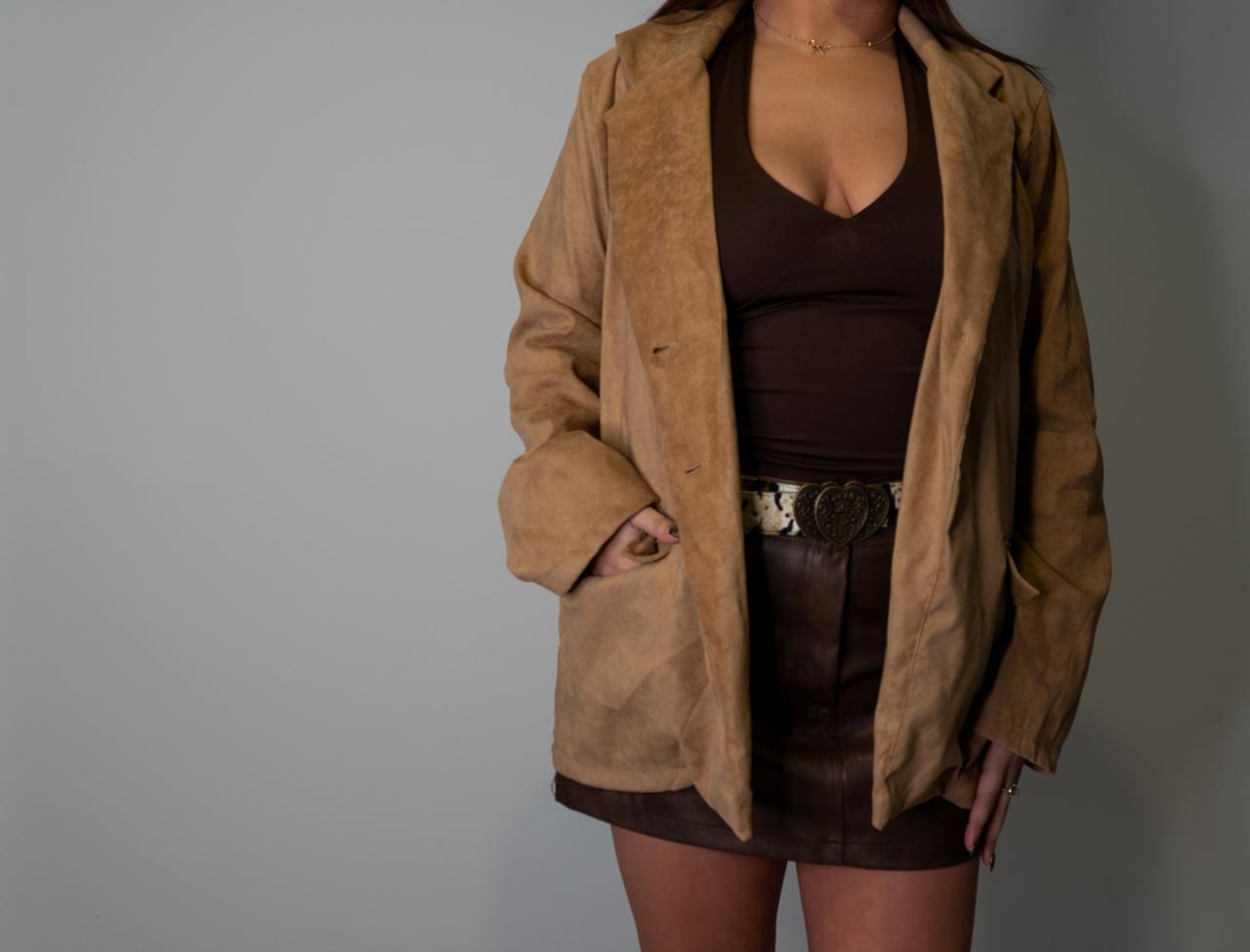 Blazer Gamuzado (Talle L)